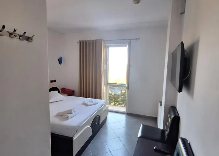 Hotel del amor 1x1 *