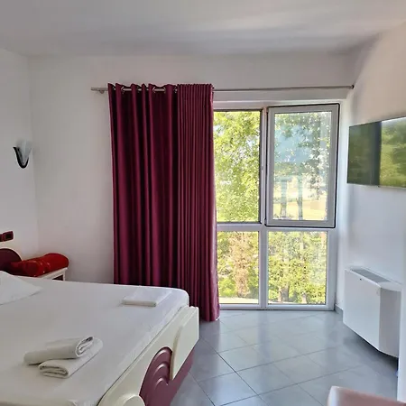 Hotel miłości 1x1 *